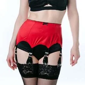 6 strap 12 clip vintage suspender belt