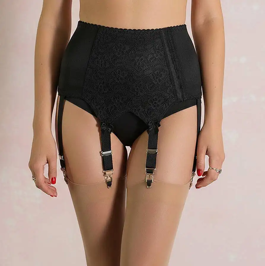 Traditional Vintage Style Lace Front 8 Strap Suspender Belt Traditional Vintage Style Lace Front 8 Strap Suspender Belt