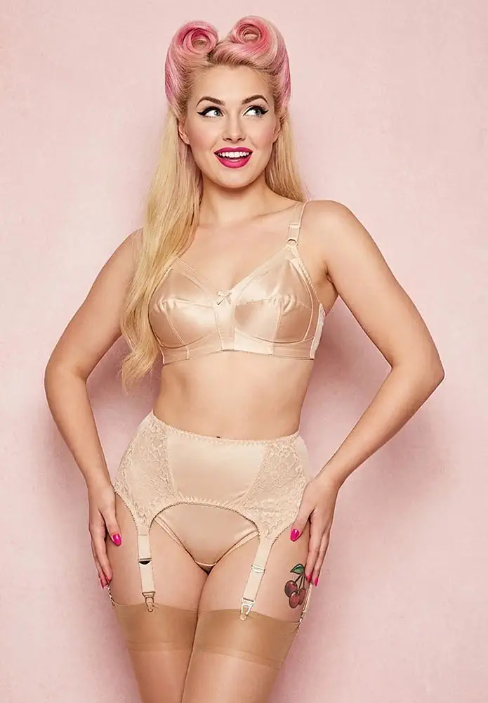 power-mesh-lace-beige-suspender-belt-laura