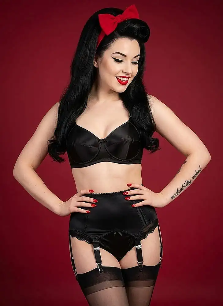 black 8 strap plain front suspender belt - Anete, by Swanky Pins