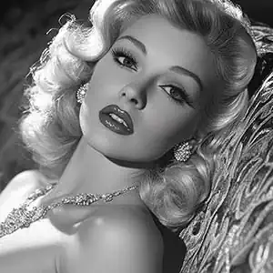 creating a 1950s pinup look